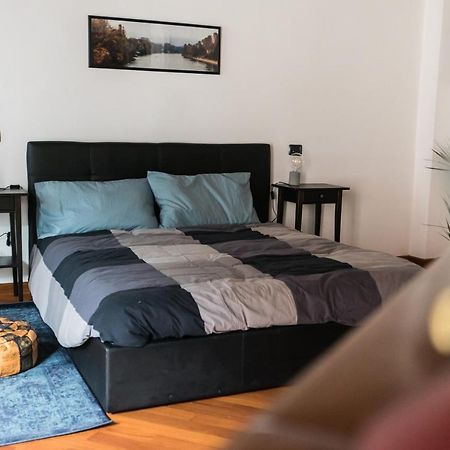 Orpheus Apartment Турин Экстерьер фото